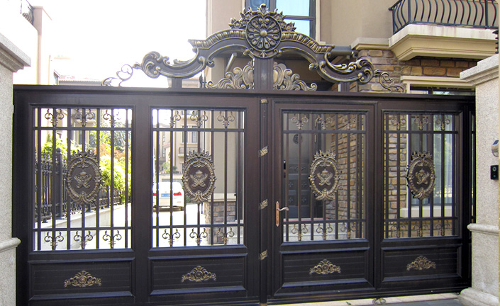 别墅大门.jpg
